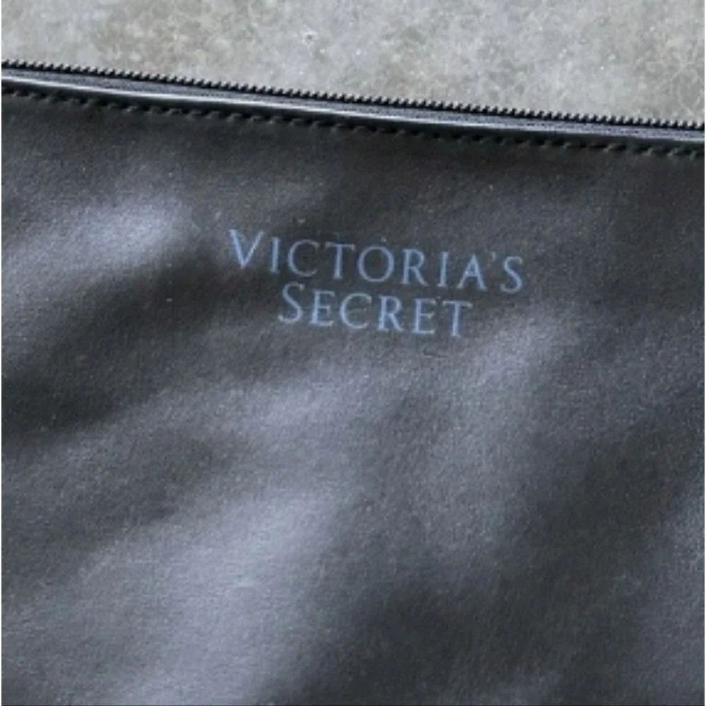 Victorias Secret Black Cosmetic Pouch Zippered Vs Toiletry Bag Womens Travel